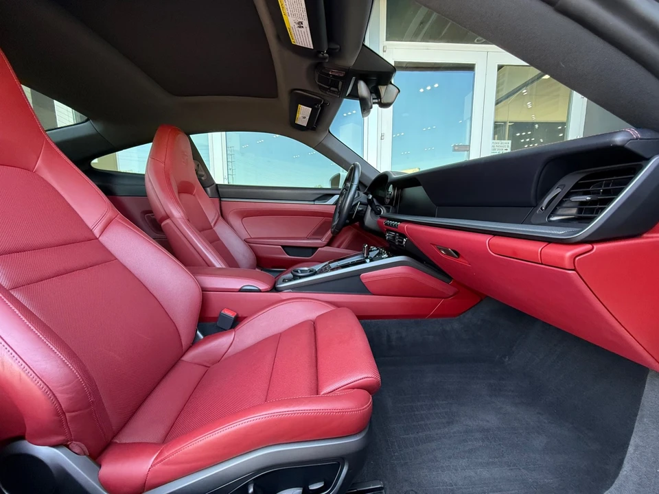 2020 Porsche 992 Carrera 4S - Image 23 of 31
