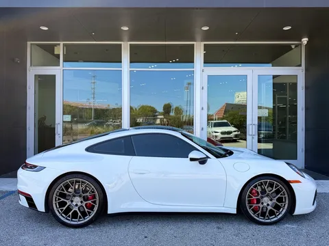 2020 Porsche 911 Carrera 4S