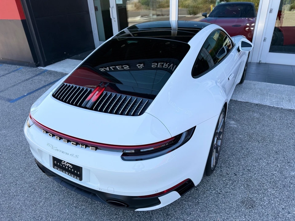 2020 Porsche 992 Carrera 4S - Image 22 of 31