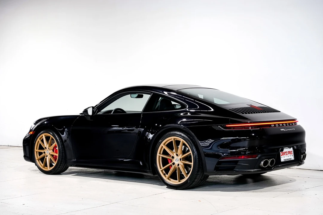 2020 Porsche 992 Carrera 4S - Image 8 of 12