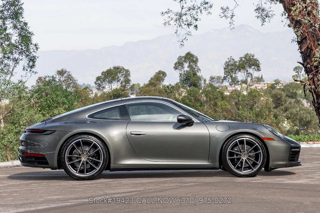 2020 Porsche 992 Carrera 4S - Image 7 of 31
