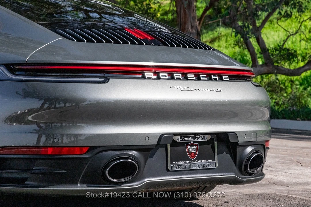2020 Porsche 992 Carrera 4S - Image 16 of 31