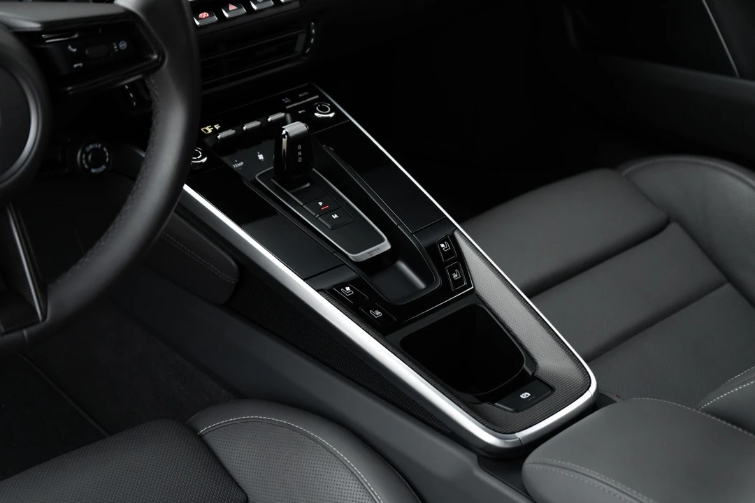 2020 Porsche 992 Carrera 4S - Image 18 of 21
