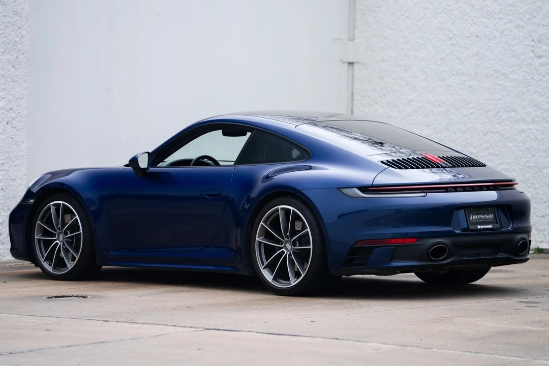 2020 Porsche 992 Carrera 4S - Image 9 of 21