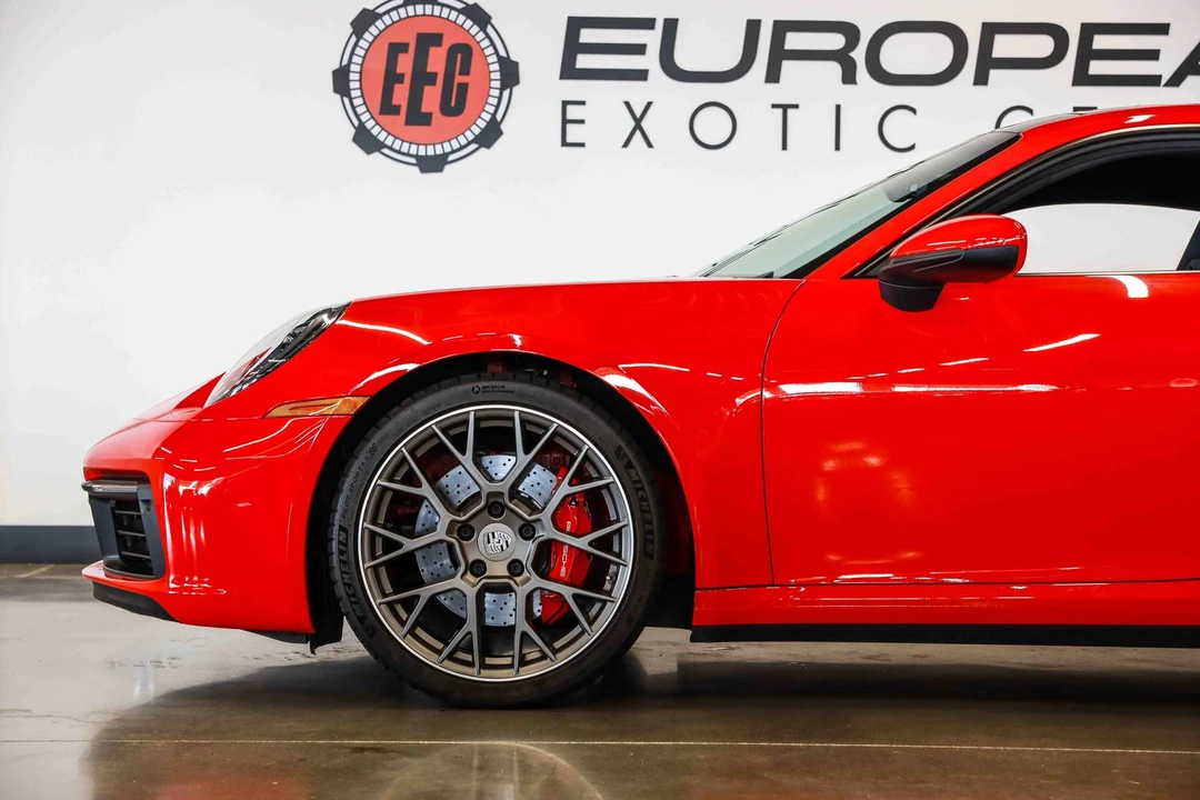 2020 Porsche 992 Carrera 4S - Image 16 of 31