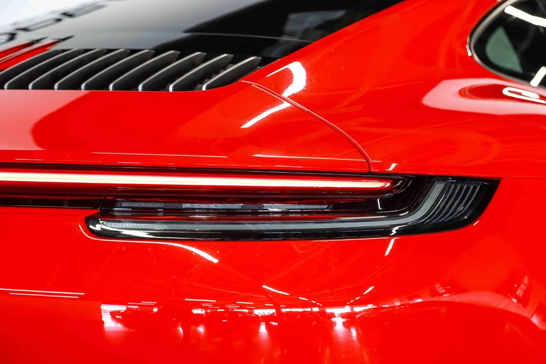 2020 Porsche 992 Carrera 4S - Image 22 of 31