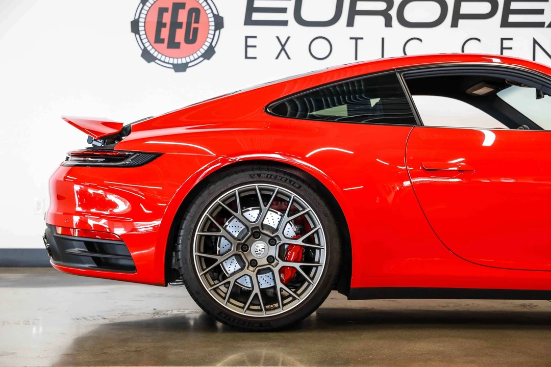 2020 Porsche 992 Carrera 4S - Image 12 of 31