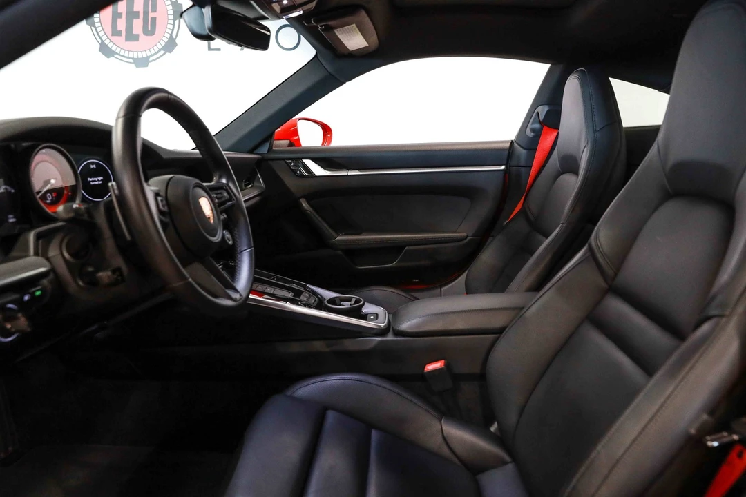 2020 Porsche 992 Carrera 4S - Image 29 of 31