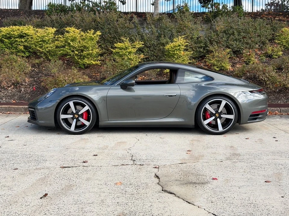 2020 Porsche 992 Carrera 4S - Image 10 of 21
