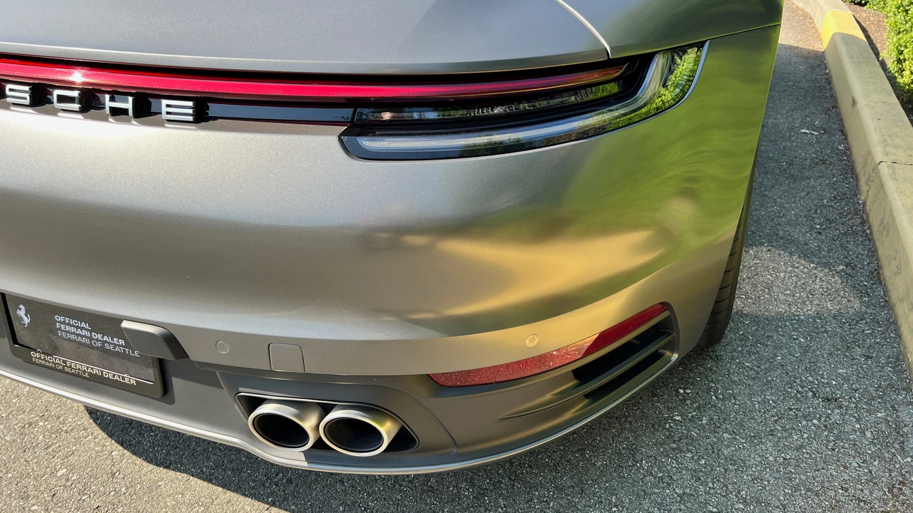 2020 Porsche 992 Carrera 4S - Image 17 of 31