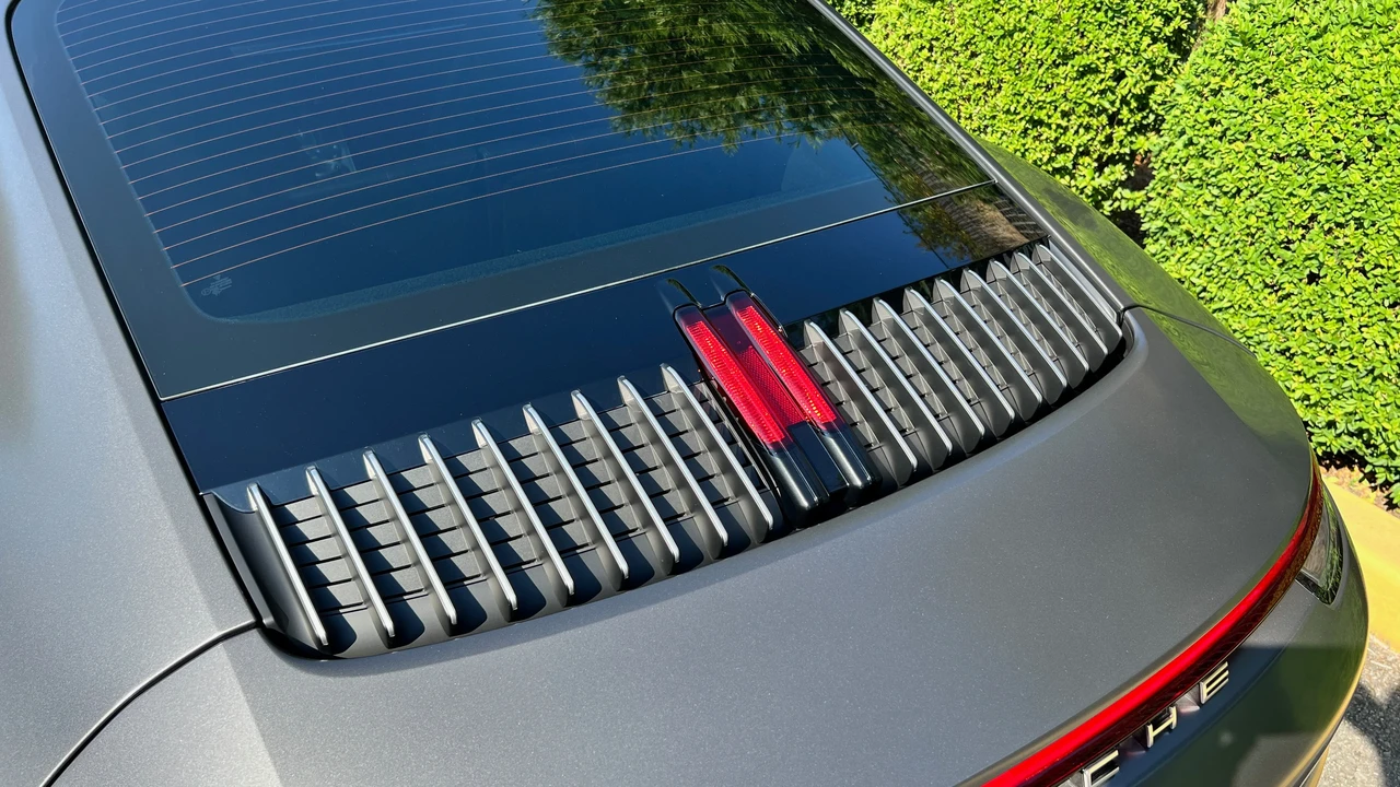 2020 Porsche 992 Carrera 4S - Image 18 of 31