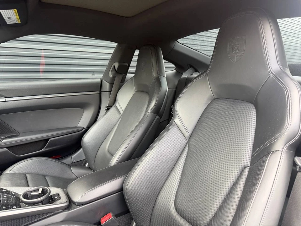 2020 Porsche 992 Carrera 4S - Image 5 of 5