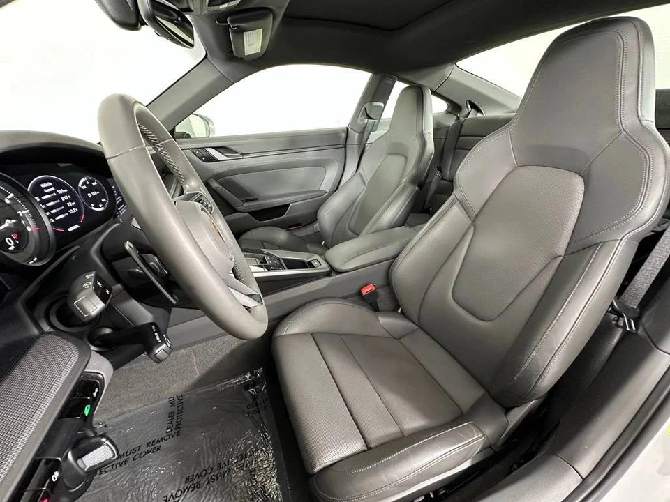 2020 Porsche 992 Carrera 4S - Image 5 of 5