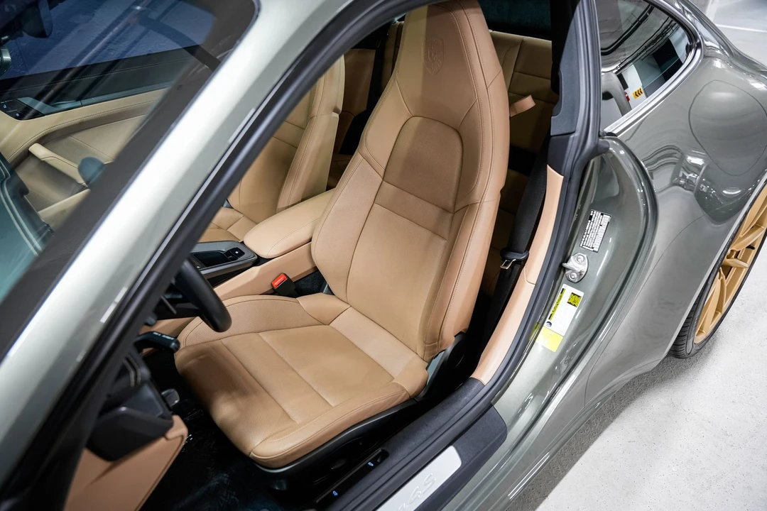 2020 Porsche 992 Carrera 4S - Image 24 of 31