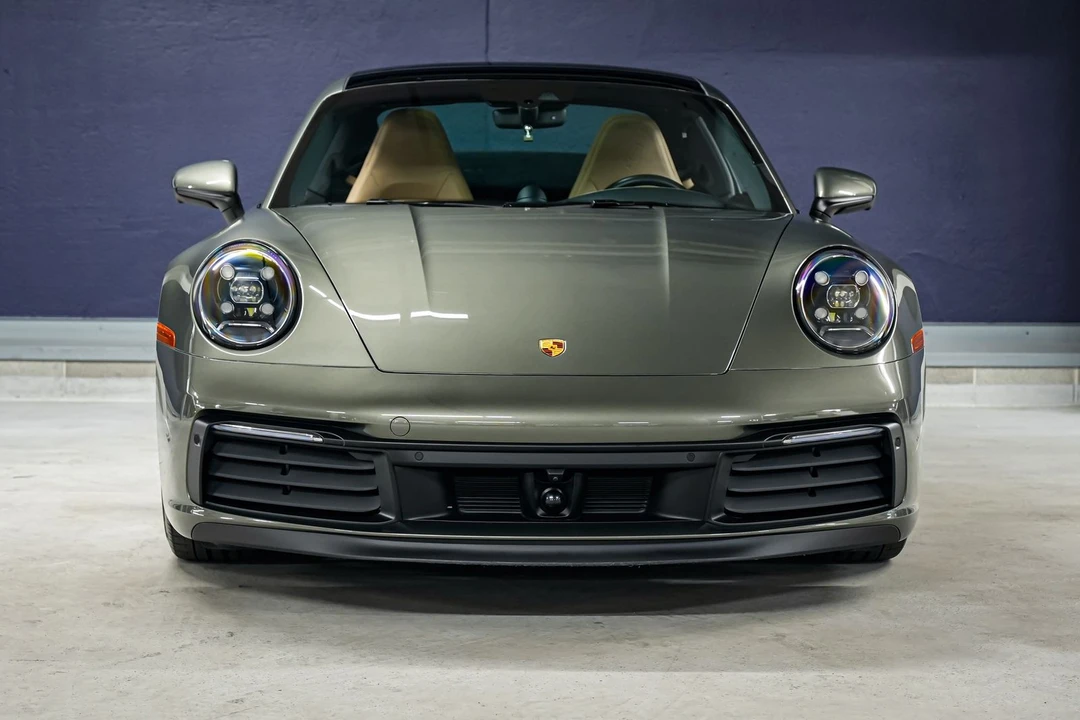 2020 Porsche 992 Carrera 4S - Image 6 of 31