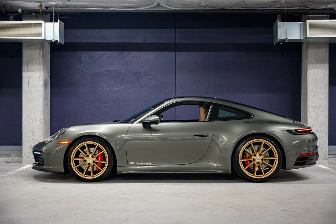 2020 Porsche 992 Carrera 4S - Image 8 of 31