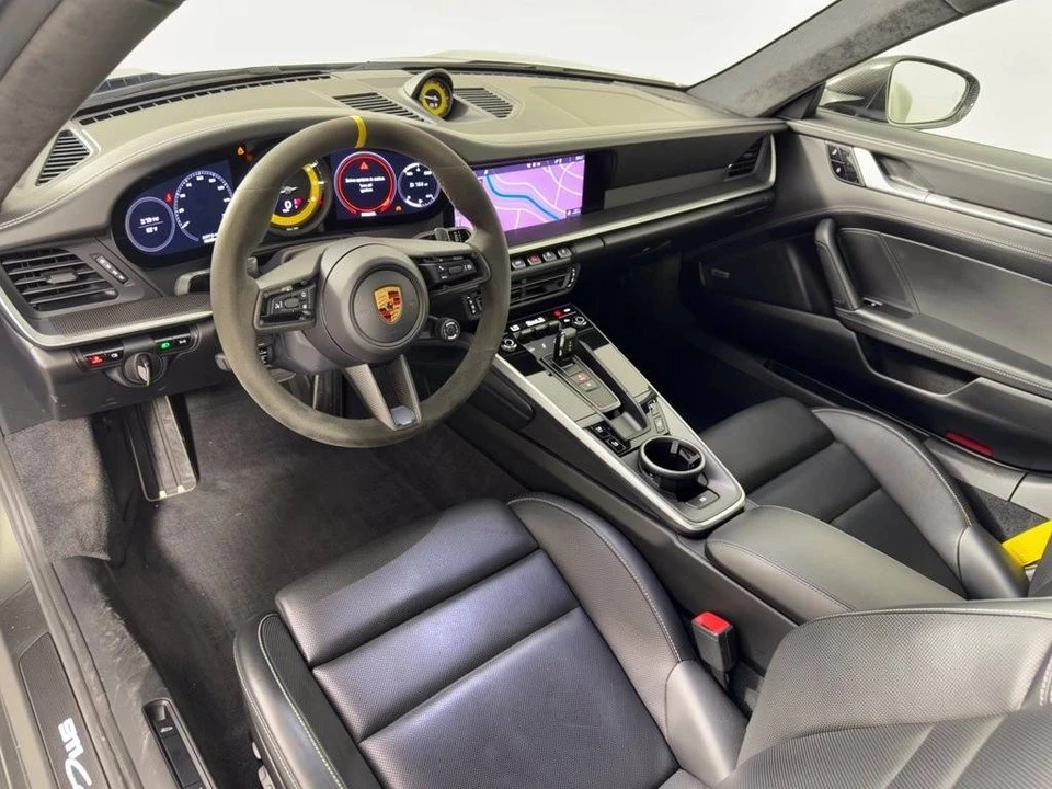 2020 Porsche 992 Carrera 4S - Image 4 of 5