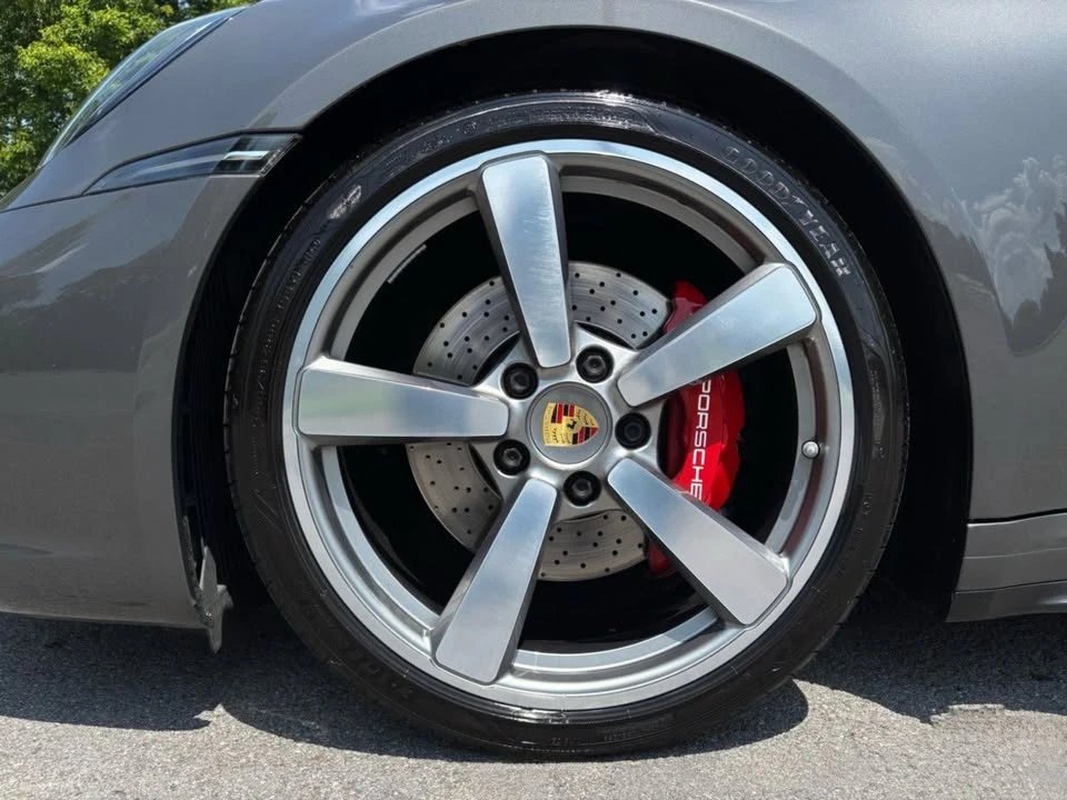 2020 Porsche 992 Carrera 4S - Image 16 of 20