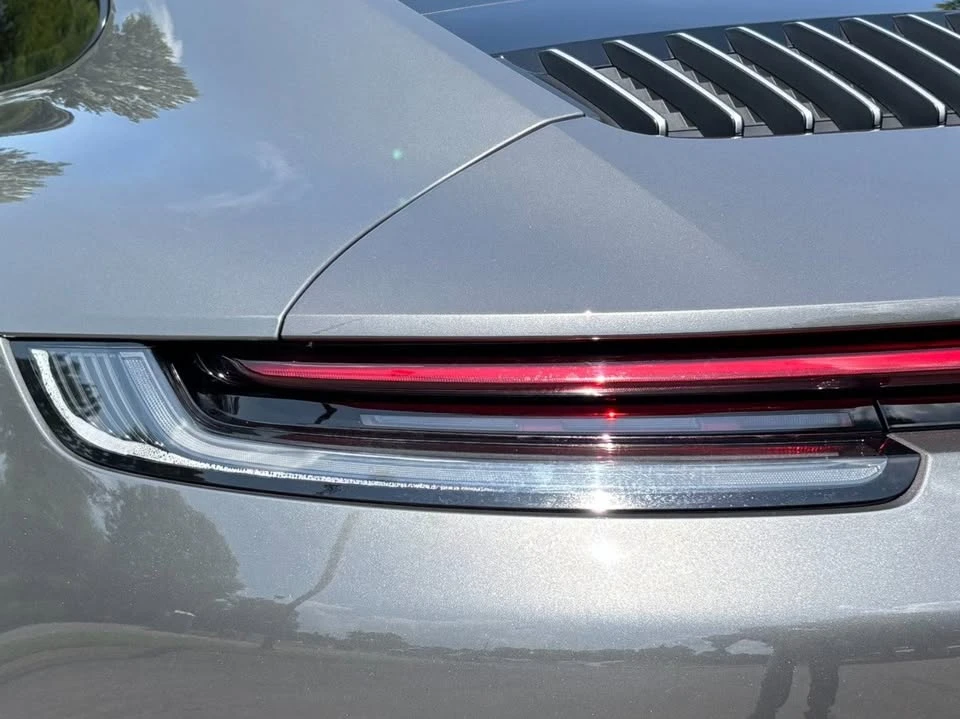 2020 Porsche 992 Carrera 4S - Image 11 of 20
