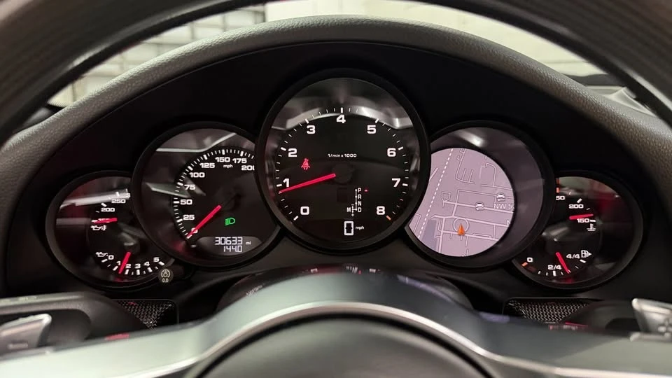 2020 Porsche 992 Carrera 4S - Image 18 of 20