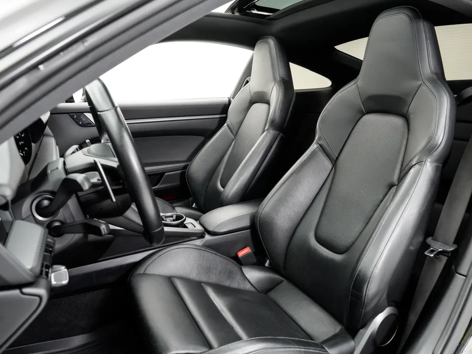 2020 Porsche 992 Carrera - Image 5 of 14