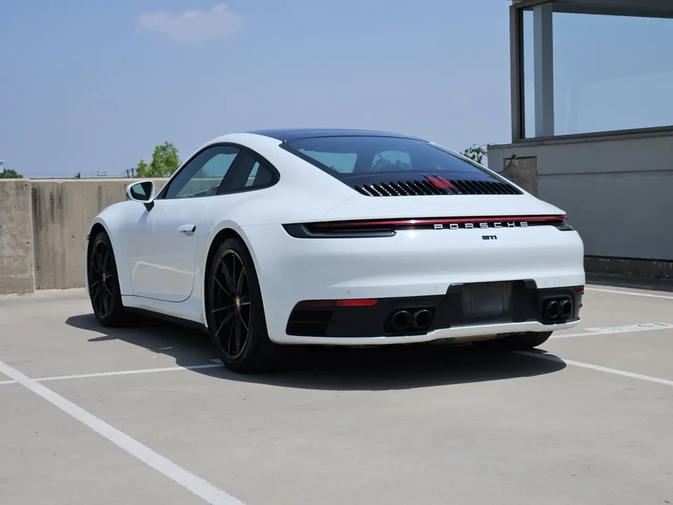 2020 Porsche 992 Carrera - Image 5 of 8