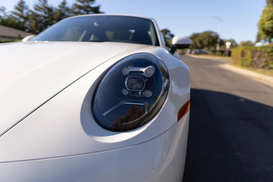 2020 Porsche 992 Carrera - Image 13 of 31