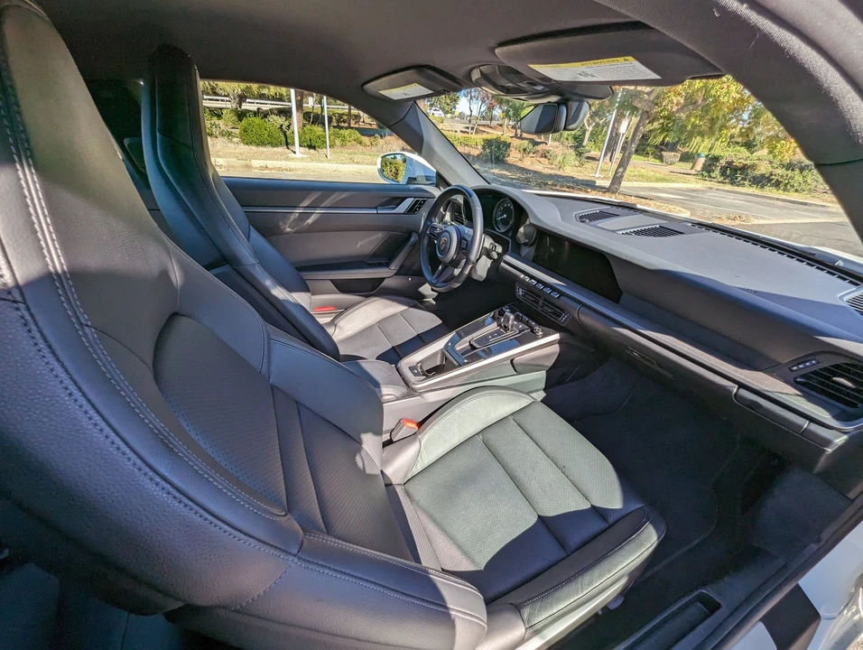 2020 Porsche 992 Carrera - Image 18 of 31