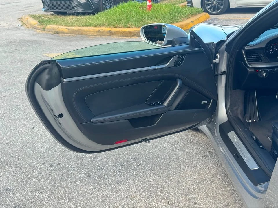 2020 Porsche 992 Carrera - Image 9 of 13