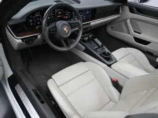 2020 Porsche 992 Carrera - Image 4 of 4
