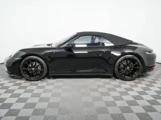 2020 Porsche 992 Carrera - Image 2 of 4