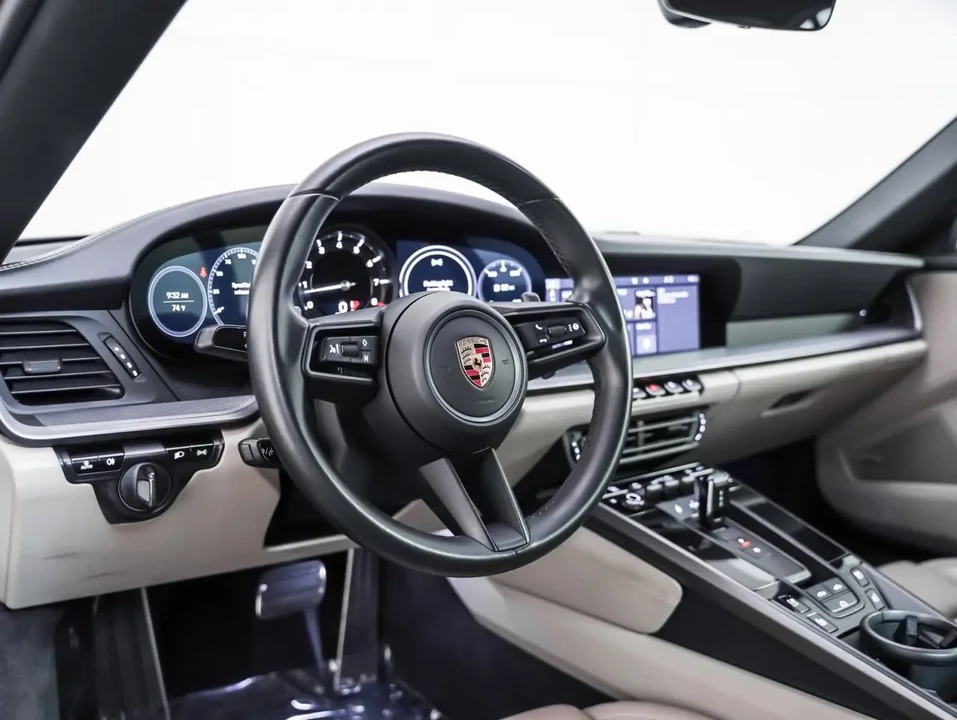 2020 Porsche 992 Carrera - Image 4 of 8