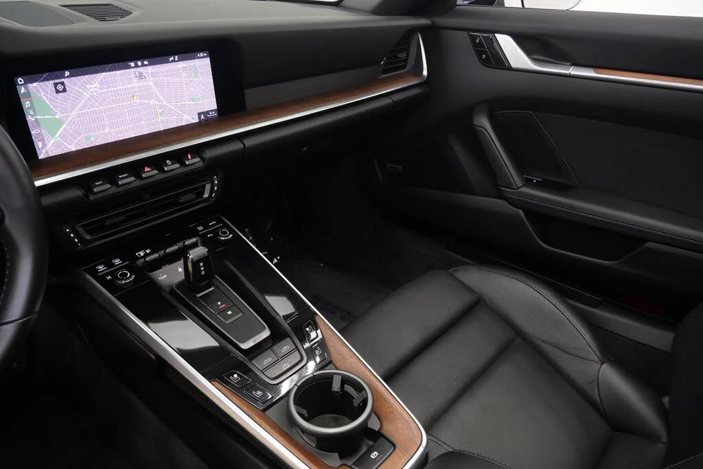 2020 Porsche 992 Carrera - Image 28 of 31