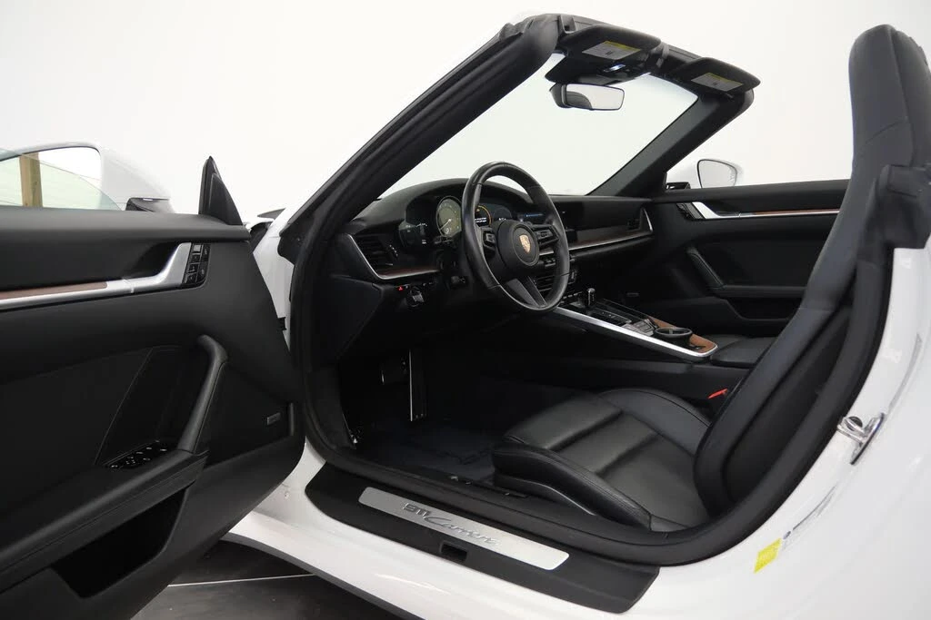 2020 Porsche 992 Carrera - Image 22 of 31