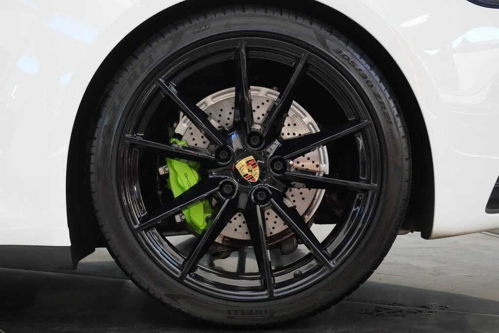 2020 Porsche 992 Carrera - Image 11 of 31