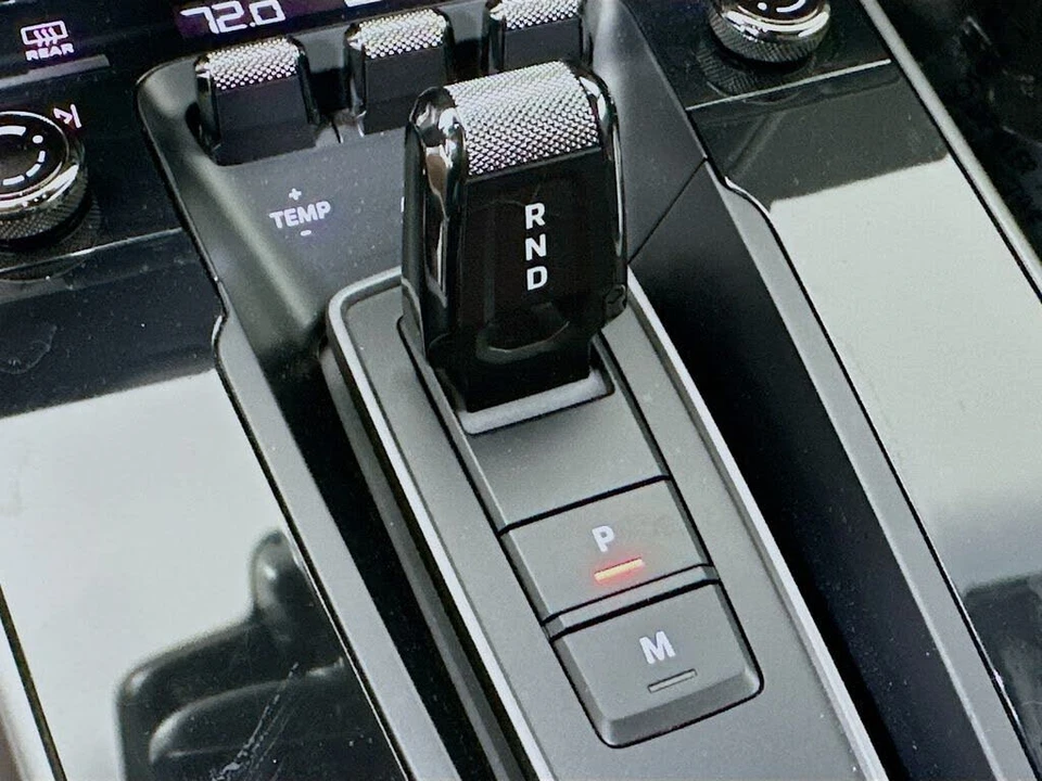 2020 Porsche 992 Carrera - Image 18 of 31
