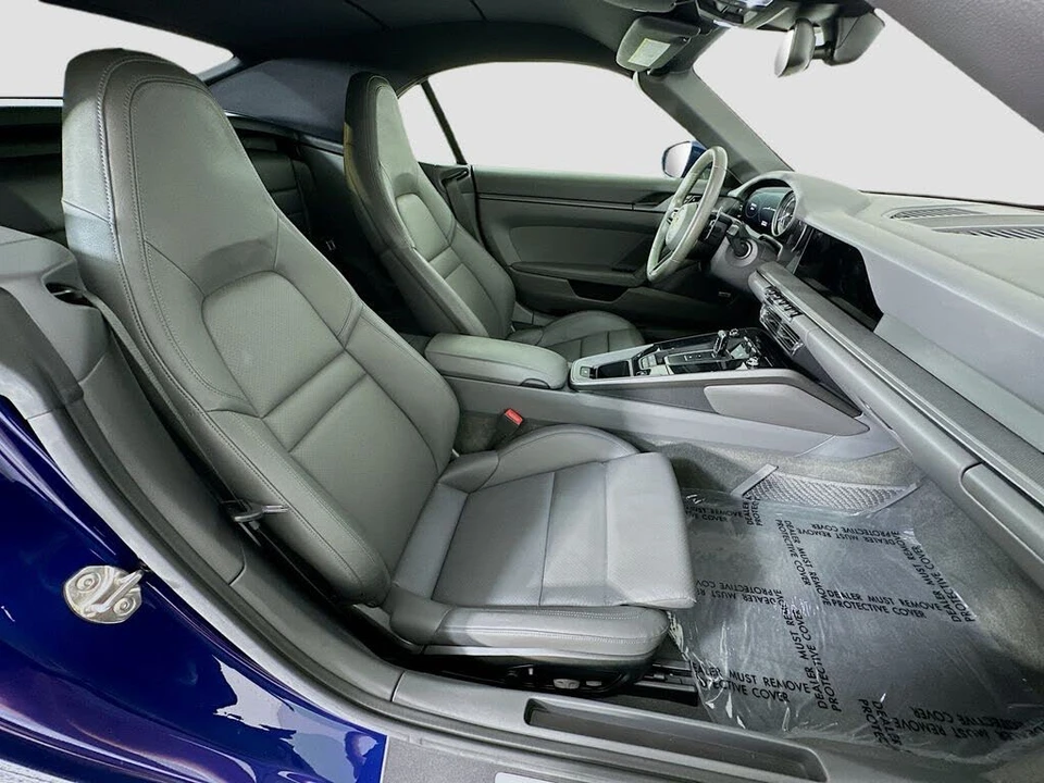 2020 Porsche 992 Carrera - Image 28 of 31