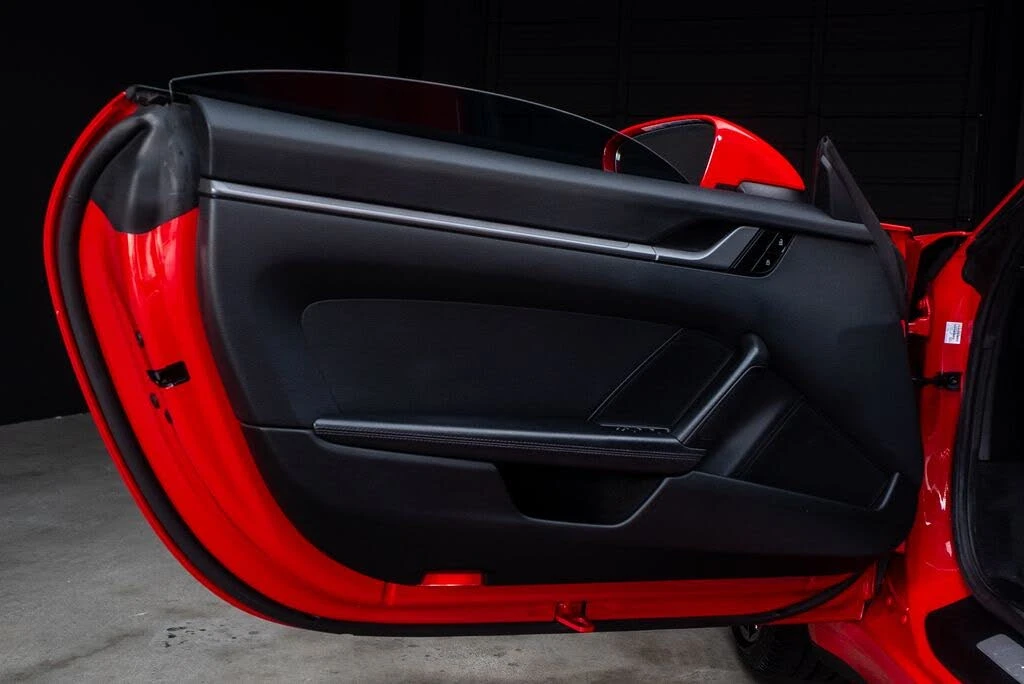 2020 Porsche 992 Carrera - Image 30 of 31