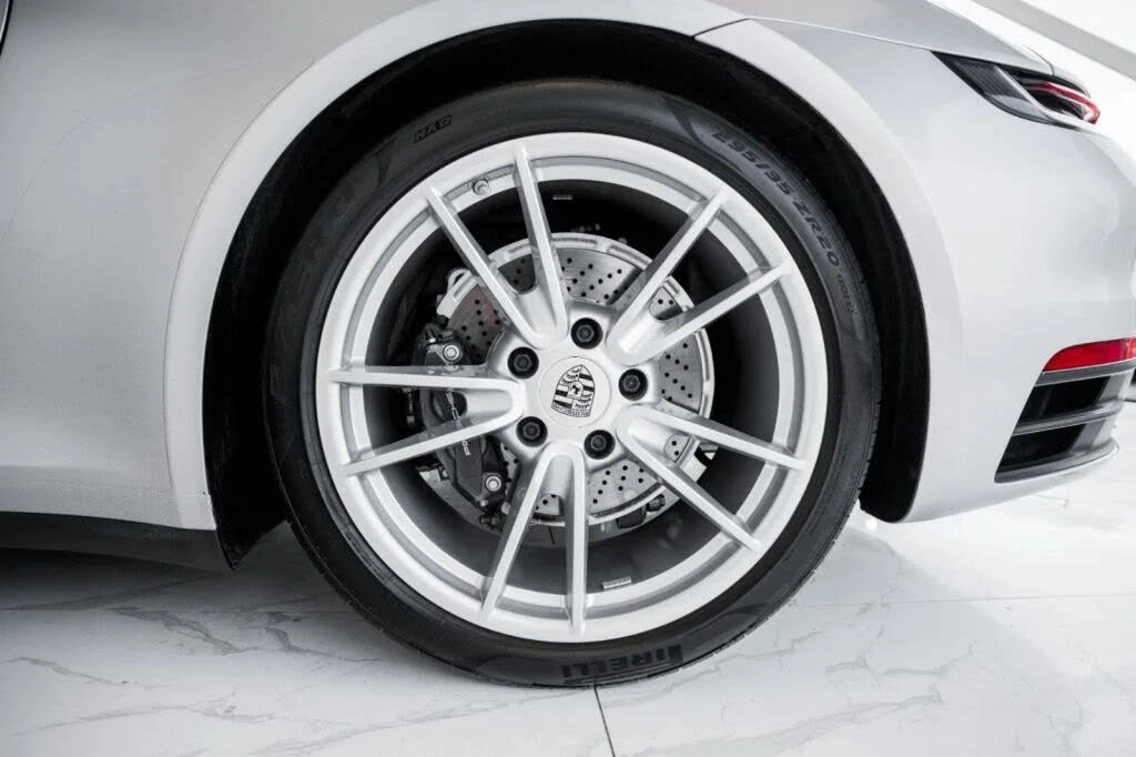 2020 Porsche 992 Carrera - Image 7 of 15