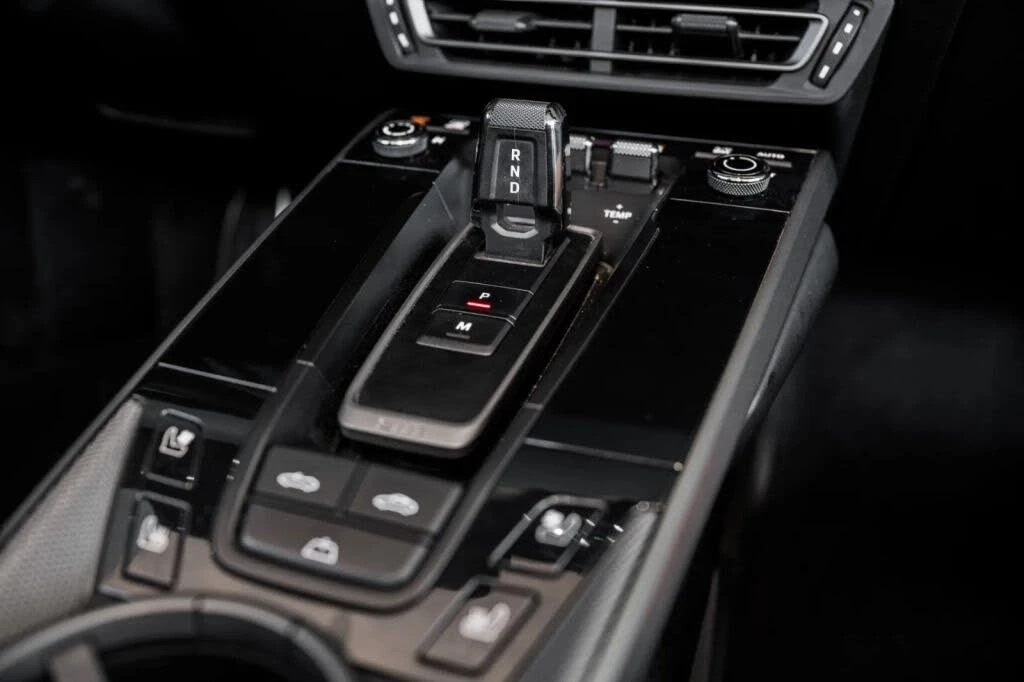 2020 Porsche 992 Carrera - Image 15 of 15