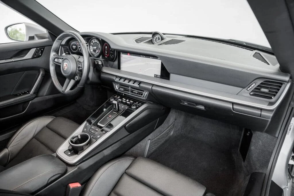 2020 Porsche 992 Carrera - Image 9 of 15