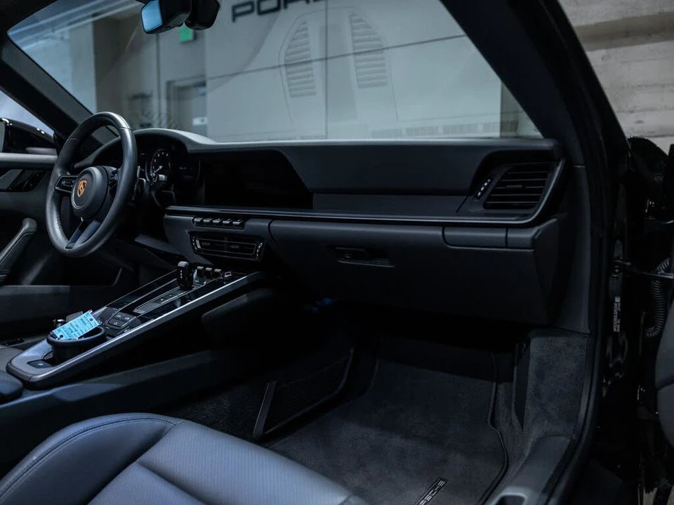 2020 Porsche 992 Carrera - Image 30 of 31