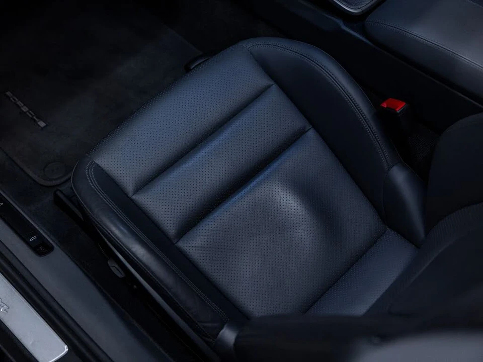 2020 Porsche 992 Carrera - Image 28 of 31