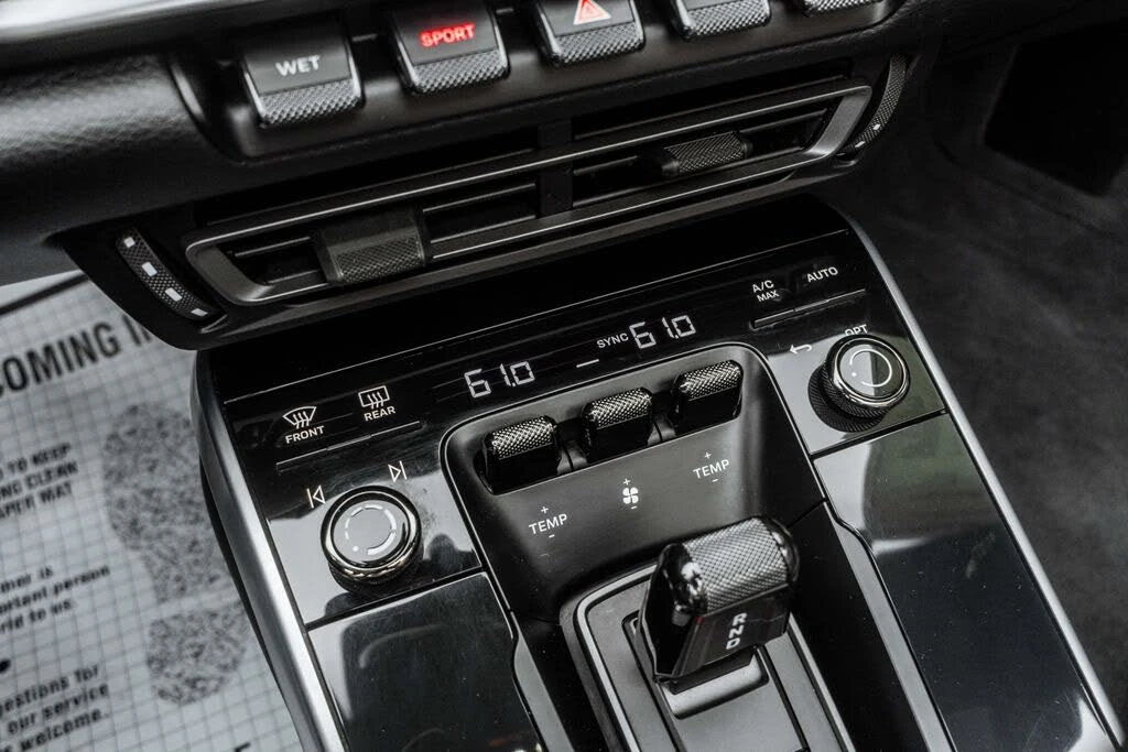 2020 Porsche 992 Carrera - Image 24 of 31