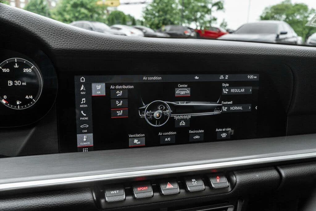 2020 Porsche 992 Carrera - Image 21 of 31