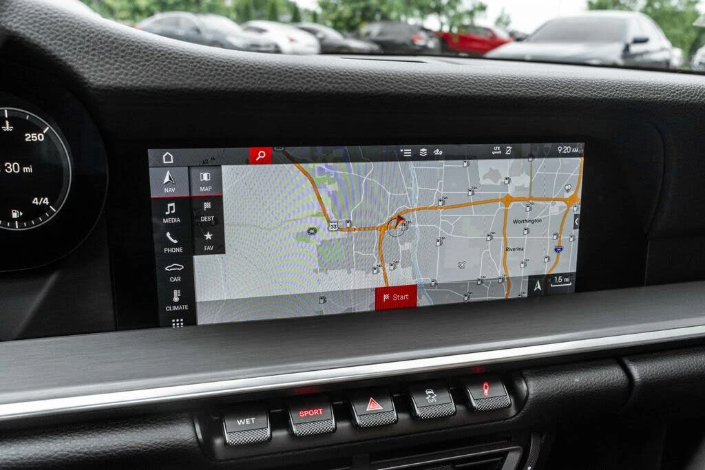 2020 Porsche 992 Carrera - Image 12 of 31