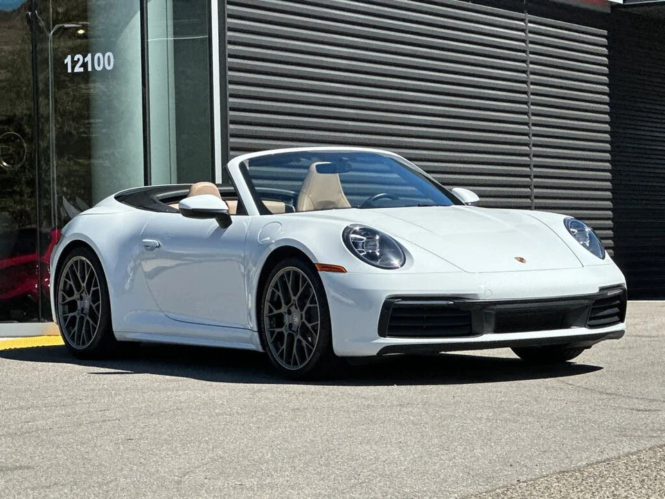 2020 Porsche 992 Carrera - Image 10 of 31