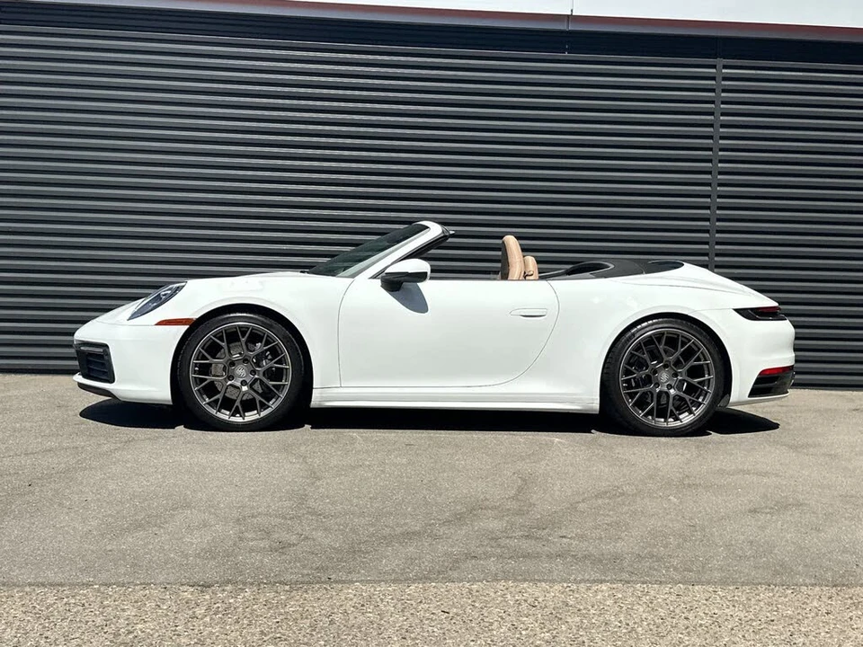 2020 Porsche 992 Carrera - Image 2 of 31