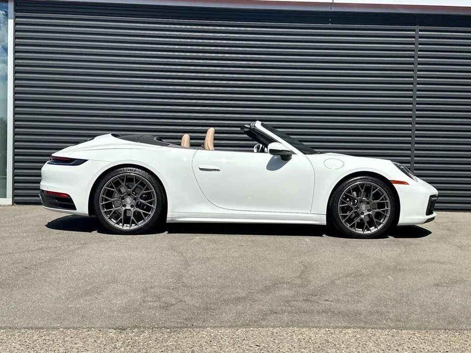 2020 Porsche 992 Carrera - Image 9 of 31