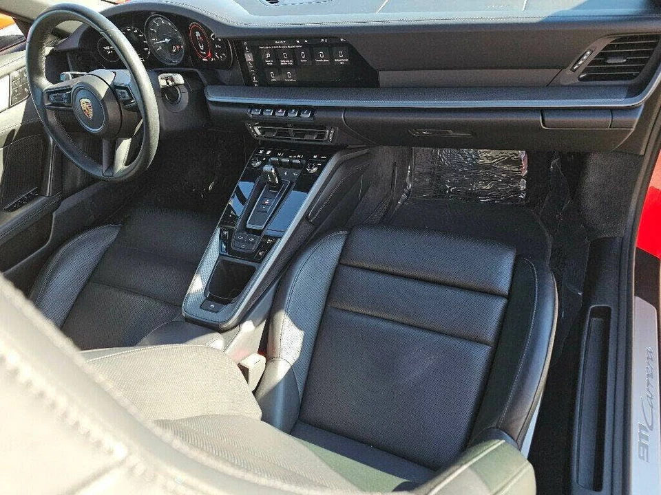 2020 Porsche 992 Carrera - Image 9 of 31
